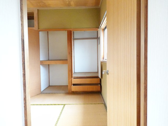 【和室】 | 新潟市北区新元島町 　売家 | ２階の和室