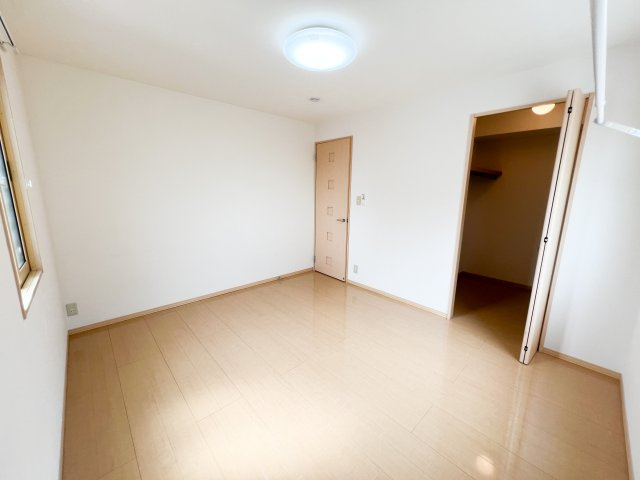 グランフェリオ B棟の居間・リビング