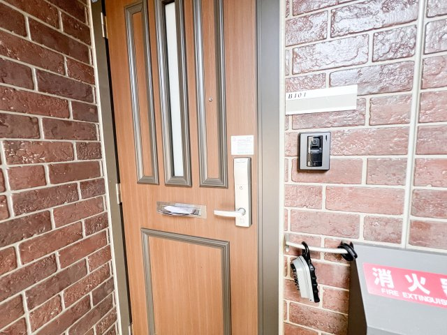 グランフェリオ B棟の玄関