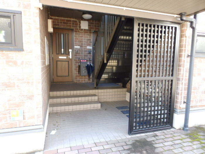 グランフェリオ B棟のエントランス