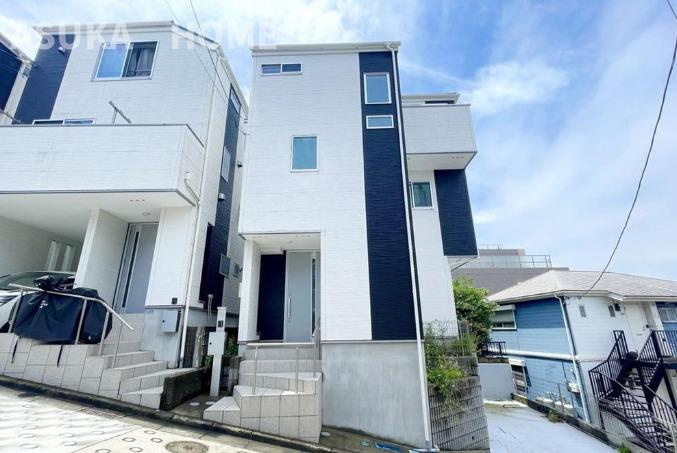 野庭町中古戸建の前面道路含む現地写真|前面道路含む現地写真です