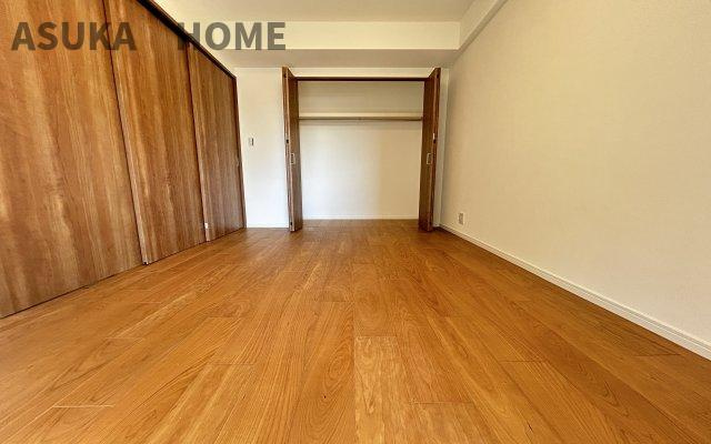 保土ヶ谷南パークホームズの洋室|このお家で一番広い6帖の寝室は居心地◎