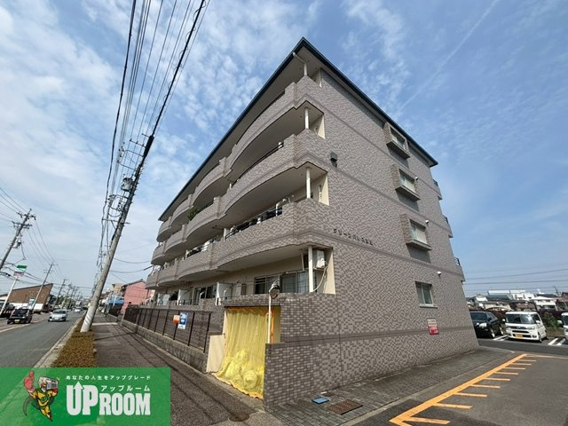 グリーンパレス弥生の外観