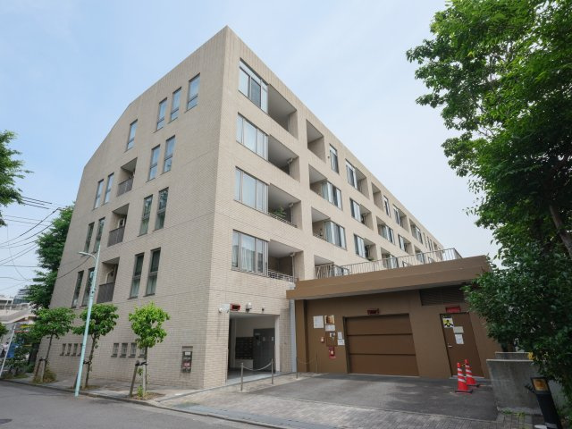 Brillia目黒東山の外観