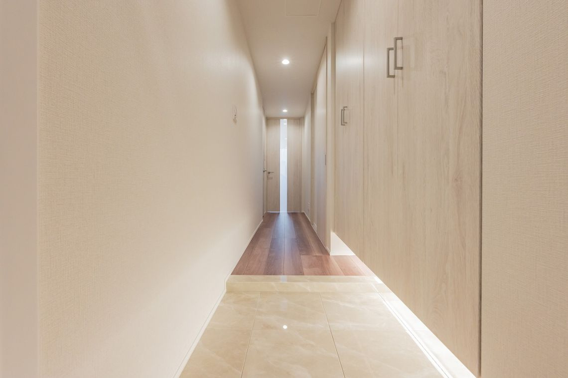 グランスイート虎ノ門の玄関