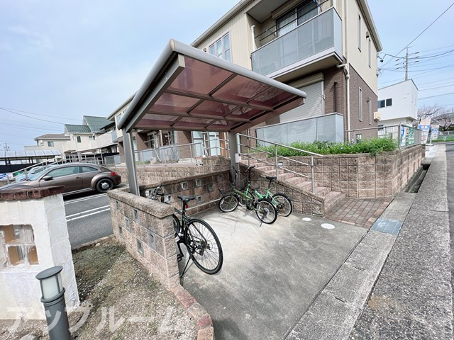 サニースポットのエントランス