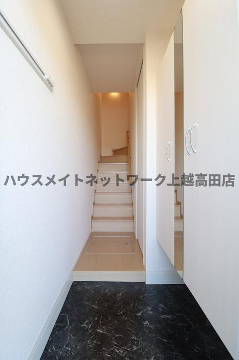 アネシス船見の玄関|玄関