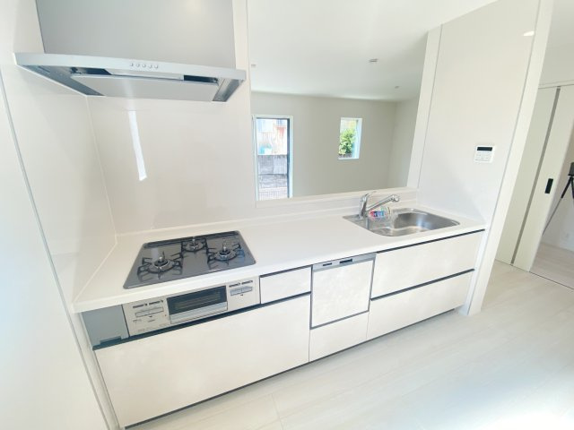 『八王子市新築戸建て』八王子元八王子町3-2153-114【仲介手数料無料】　新築戸建て　２４－１期のキッチン|～仲介手数料無料☆八王子ひなた不動産～八王子市元八王子町　新築戸建て
