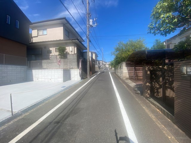 祝：成約済み　八王子市　元八王子町　新築戸建て　２４－１期の前面道路含む現地写真|～仲介手数料無料☆八王子ひなた不動産～八王子市元八王子町　新築戸建て