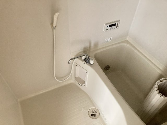 メゾンパークサイドの浴室