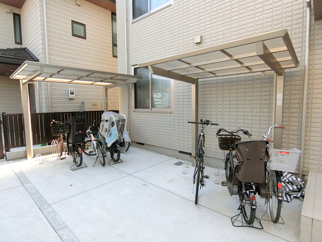 リヴェール宮前のその他共用部分|★屋根付き駐輪場★