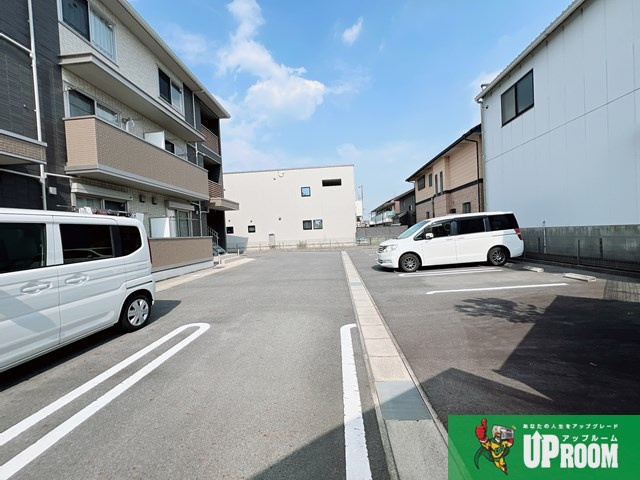 グランドゥールの駐車場