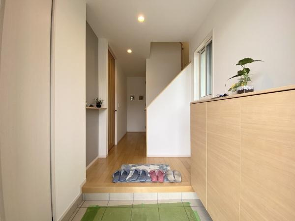 【玄関】 | 垂水区舞多聞西8丁目　中古戸建