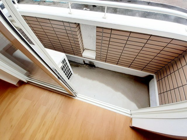 プリムローズＡのバルコニー