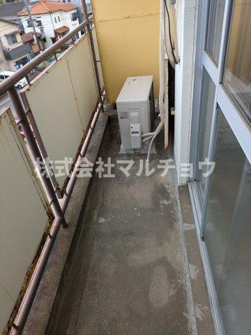 ヴィラナリー田辺　2のバルコニー|暖かな日差しのふりそそぐバルコニー