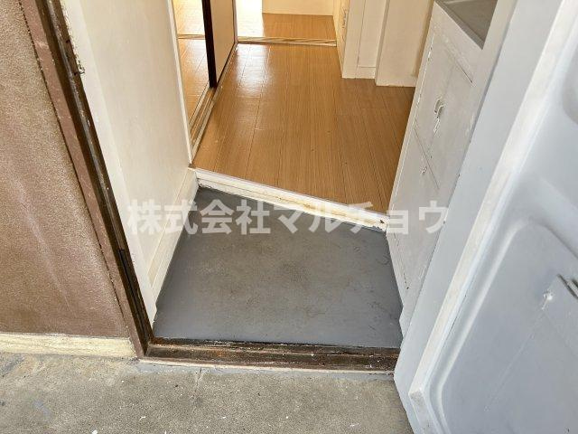 ヴィラナリー田辺　2の玄関|ゆったりとした玄関です