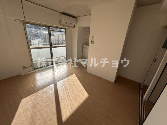 ヴィラナリー田辺　2の洋室|洋室です