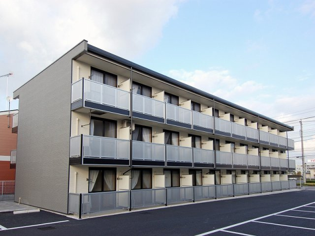 レオパレス星ノ宮の外観|落ち着いた雰囲気の外観です