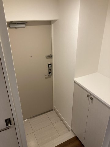 アソシアグロッツォ博多サウスガーデンの玄関