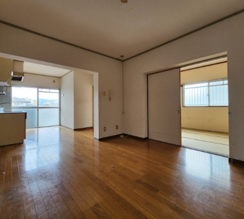 【居間・リビング】