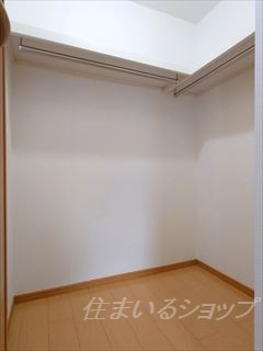安芸高田市吉田町吉田のアパートの設備|ウォークインクローゼット