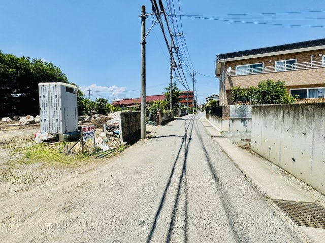 【土地】前橋市前箱田町１期　２号地(全２区画)　約４７坪の前面道路含む現地写真