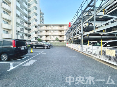 【駐車場】 | アーデル船堀パークサイト | 【敷地内駐車場】最新の空き状況や費用などの詳細は担当スタッフまでお問い合わせください。