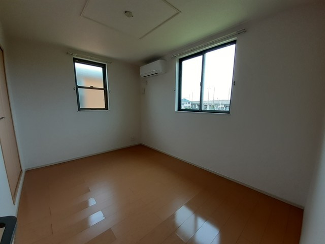 カーサ　アルバーダBの洋室