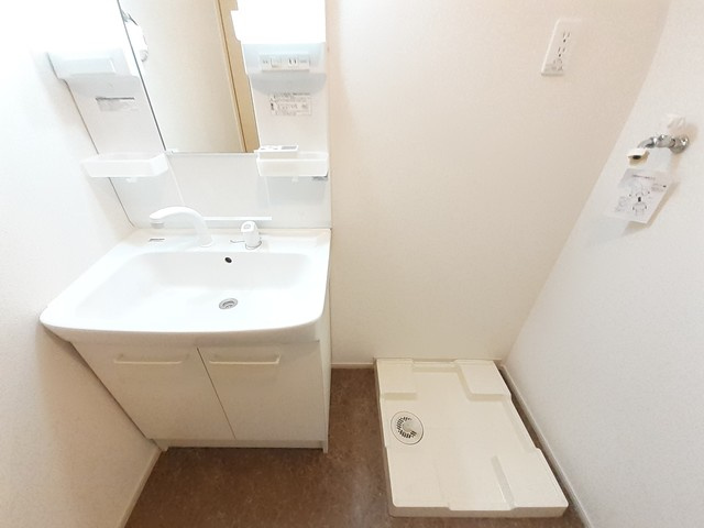 カーサ　アルバーダBの洗面所