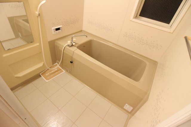 クレールヒル白水の浴室