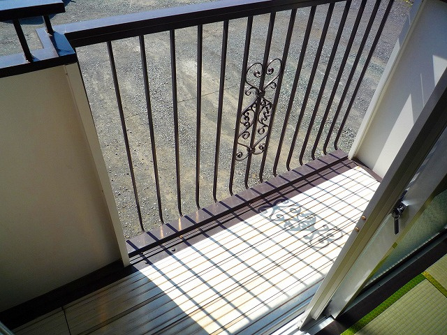 落ち着いた時間を過ごせるバルコニーです