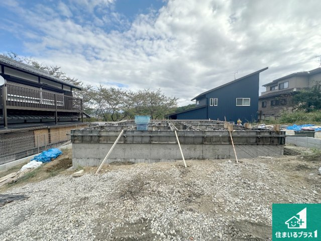 湖南市柑子袋西　第1期　新築一戸建ての外観|現在の進捗状況です！順調に作業進行中、完成が待ち遠しいです！詳細の間取り等、お気軽にお問い合わせください！