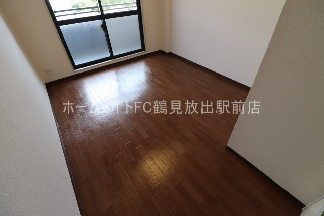 大阪市鶴見区今津中１丁目の賃貸マンションの洋室