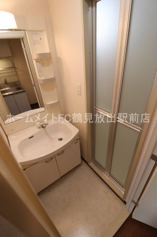 大阪市鶴見区今津中１丁目の賃貸マンションの洗面所