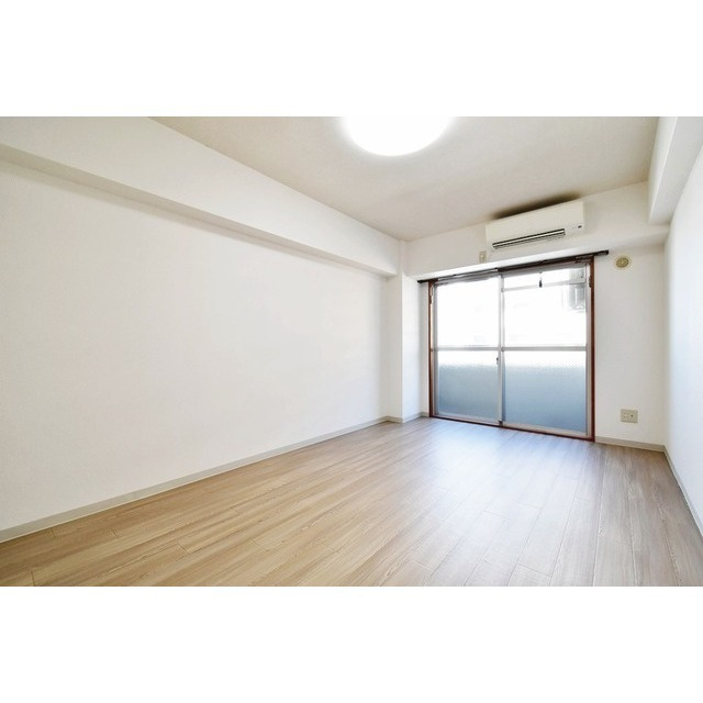 アーデン新大阪