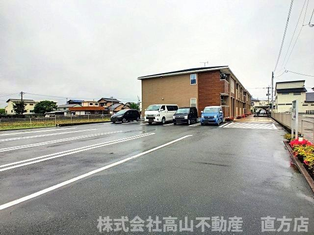 アステリア感田Ⅱの駐車場