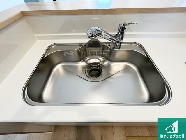 野洲市六条　第1期　新築一戸建ての設備|洗い物も楽にできる、広々シンク！