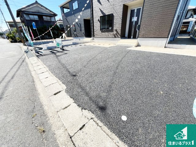 野洲市六条　第1期　新築一戸建ての駐車場|駐車スペース！散水栓があるので、こまめに愛車を洗えます！