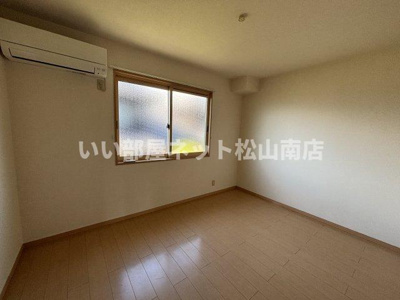 【内装】 | カンタベリ