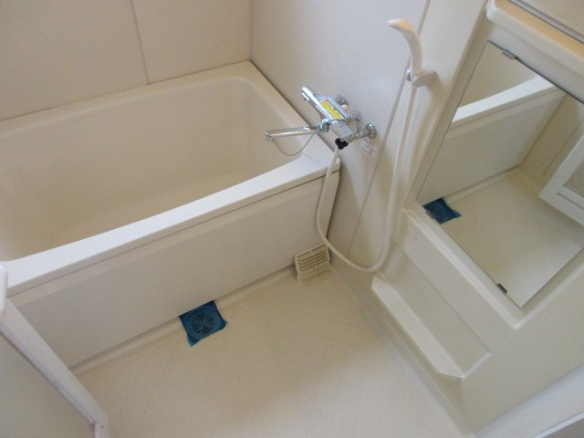 サンフレア千里丘の浴室