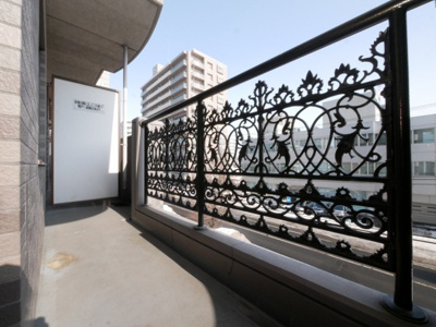 【バルコニー】 | ティアラN5