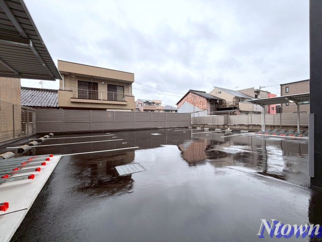 【駐車場】 | ディアレイシャス名古屋中村公園 | 駐車場完備です