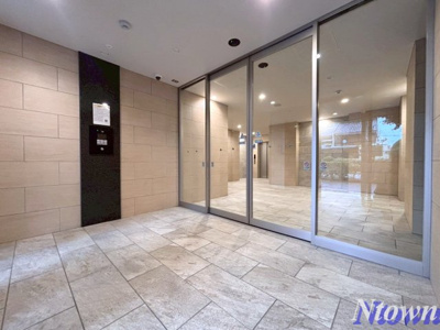 【エントランス】 | ディアレイシャス名古屋中村公園 | ゆとりのあるエントランスです