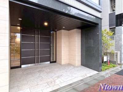 【エントランス】 | ディアレイシャス名古屋中村公園 | 建物の内部です