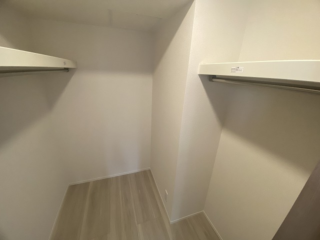 神戸市長田区東尻池町１丁目のアパートの収納|ウォークインクローゼット