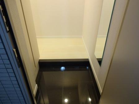 スカイコート板橋本町の玄関