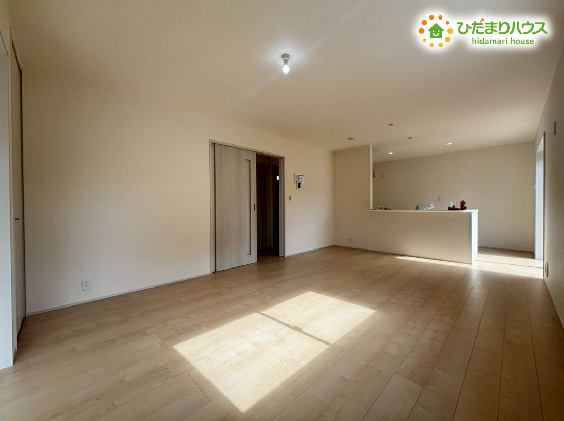 鴻巣市人形3丁目　新築戸建　リーブルガーデン01の居間・リビング|LDK：17帖