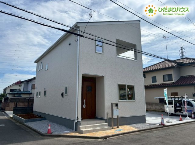 鴻巣市人形3丁目　新築戸建　リーブルガーデン01