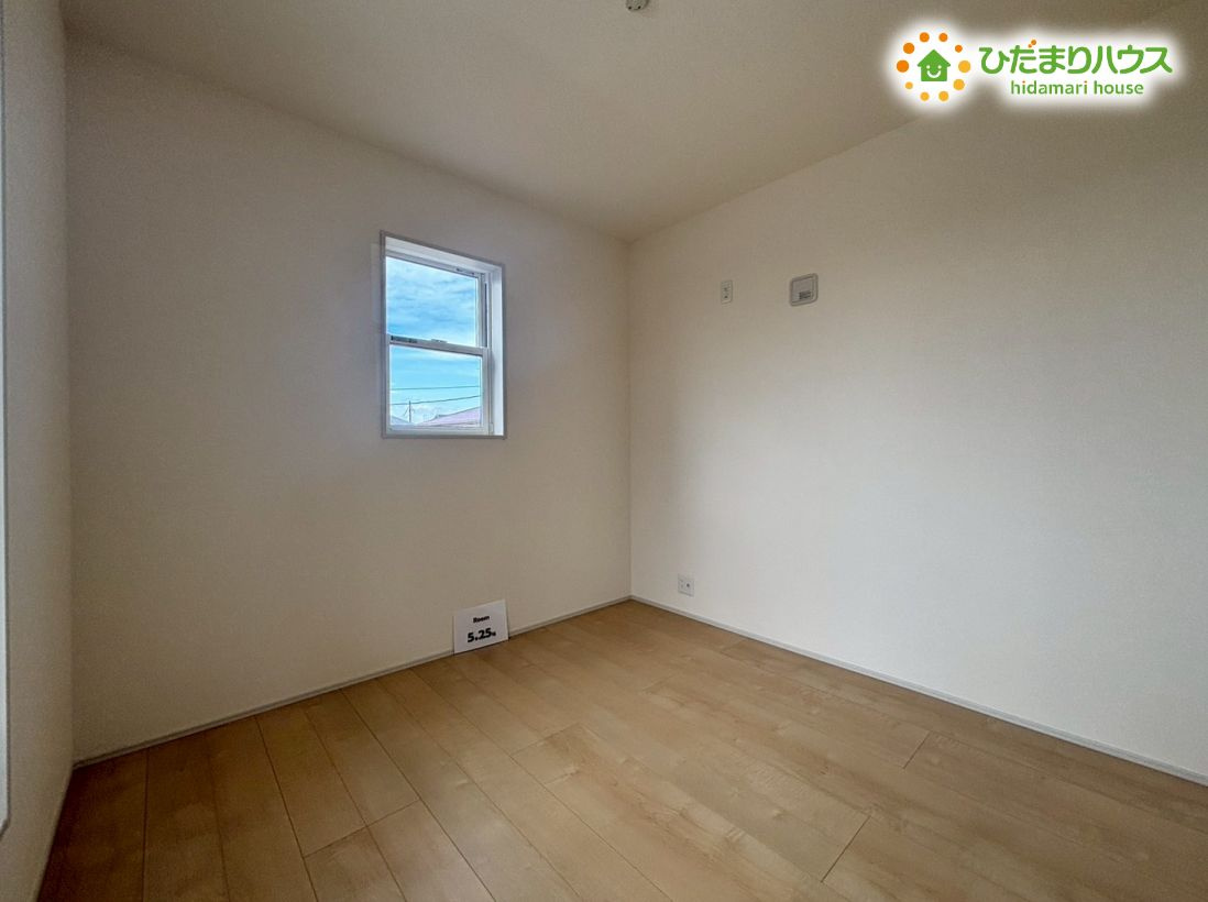 鴻巣市人形3丁目　新築戸建　リーブルガーデン01の子供部屋|洋室：5.2帖