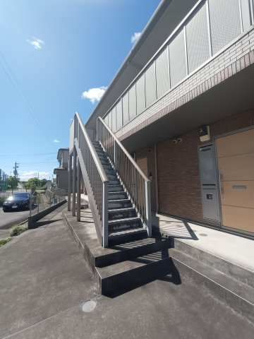 オラシオン駒場のエントランス